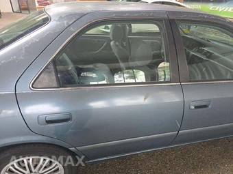 2000 Toyota Camry LE – miniatura 27