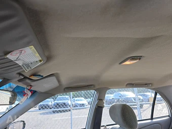 2000 Toyota Corolla CE – miniatura 19