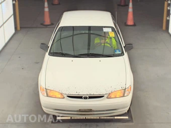 2000 Toyota Corolla CE – miniatura 2