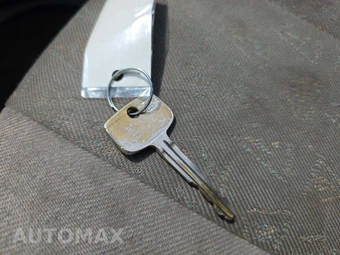 2000 Toyota Corolla VE - miniatura 5