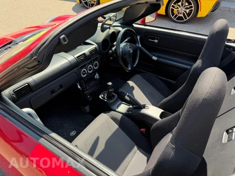 2000 Toyota MR2 Spyder - miniatura 5