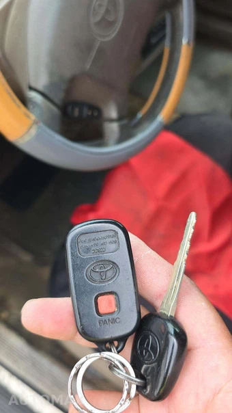 2000 Toyota Sienna LE 114.2" WB - miniatura 19