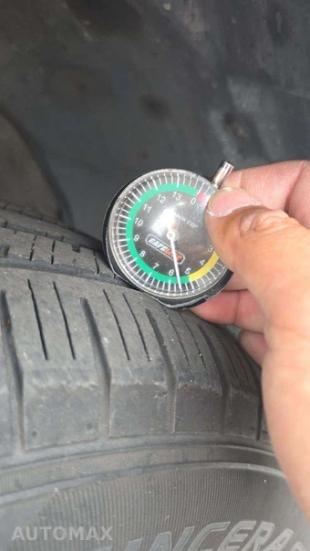 2000 Toyota Sienna LE 114.2" WB - miniatura 20