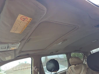 2000 Toyota Sienna LE 114.2" WB - miniatura 23