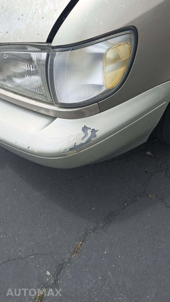 2000 Toyota Sienna LE 114.2" WB - miniatura 32