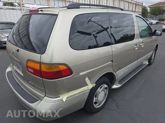 2000 Toyota Sienna LE 114.2" WB - miniatura 4