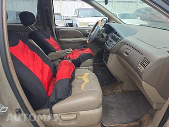 2000 Toyota Sienna LE 114.2" WB - miniatura 8