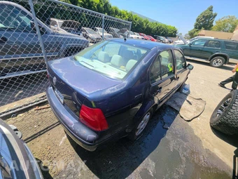 2000 Volkswagen Jetta GLS - miniatura 2