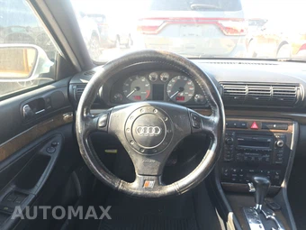 2001 Audi S4 Sedan - miniatura 10