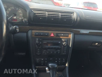 2001 Audi S4 Sedan - miniatura 11