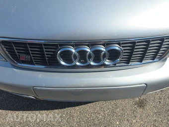 2001 Audi S4 Sedan - miniatura 15