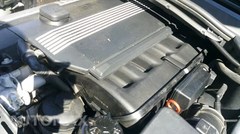 2001 BMW 3 Series 330Ci - miniatura 45