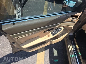 2001 BMW 5 Series Sedan 525i - miniatura 9