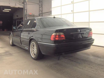2001 BMW 7 Series Sedan 740i - miniatura 6