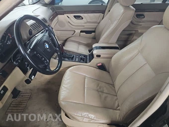 2001 BMW 7 Series Sedan 740i - miniatura 7