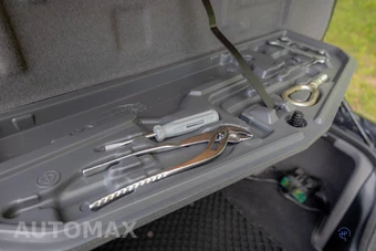 2001 BMW M5 Sedan - miniatura 81