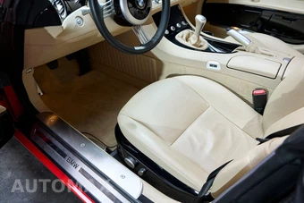 2001 BMW Z8 Roadster - miniatura 25