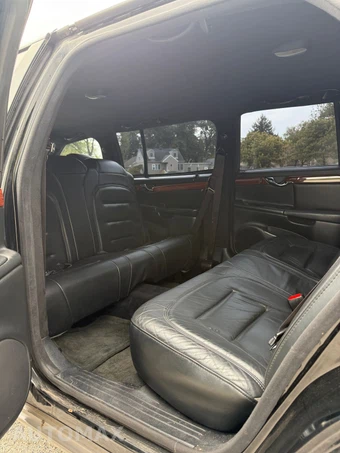 2001 Cadillac DeVille Professional Coachbuilder Limousine Pkg - miniatura 16