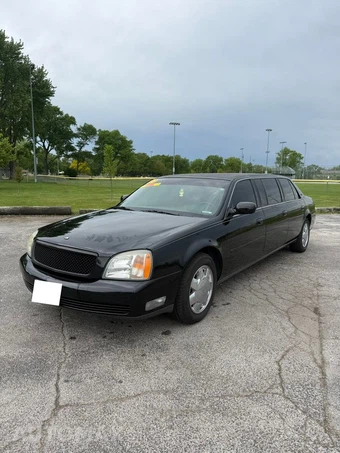 2001 Cadillac DeVille Professional Coachbuilder Limousine Pkg - miniatura 3