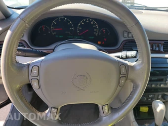 2001 Cadillac Seville SLS - miniatura 10