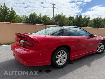 2001 Chevrolet Camaro Z28 Coupe - miniatura 11