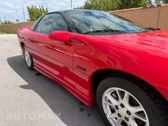 2001 Chevrolet Camaro Z28 Coupe - miniatura 17