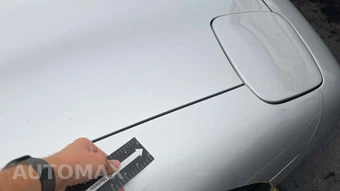 2001 Chevrolet Corvette Convertible - miniatura 27