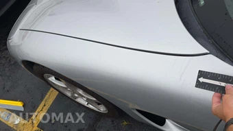 2001 Chevrolet Corvette Convertible - miniatura 31