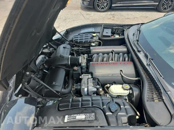 2001 Chevrolet Corvette Convertible – miniatura 19