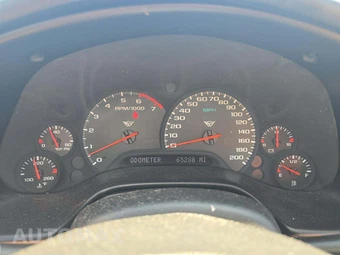 2001 Chevrolet Corvette Convertible - miniatura 9