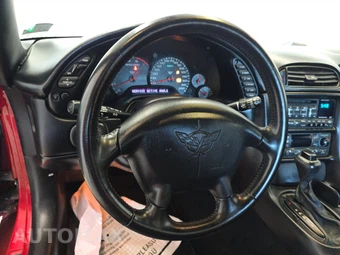 2001 Chevrolet Corvette Coupe - miniatura 10