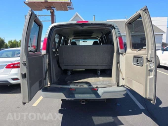 2001 Chevrolet Express G2500 Passenger Van 135.0" WB - miniatura 14