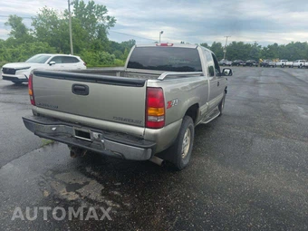 2001 Chevrolet Silverado 1500 LT Extended Cab Medium Bed 1SC w/Rear Doors – miniatura 3