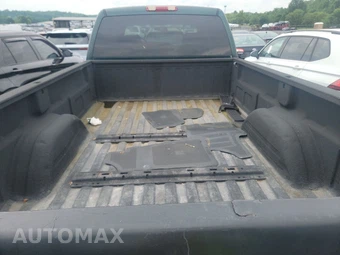 2001 Chevrolet Silverado 2500HD LS Crew Cab Long Bed 1SB - miniatura 16