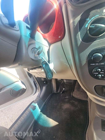 2001 Chrysler PT Cruiser - miniatura 8