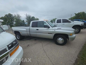 2001 Dodge Ram 3500 Extended Cab Long Bed DRW – miniatura 4
