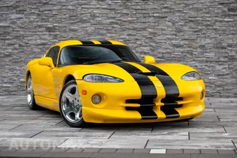 2001 Dodge Viper GTS Coupe - miniatura 2