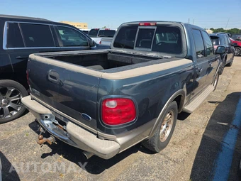 2001 Ford F-150 Lariat Crew Cab Short Bed – miniatura 4