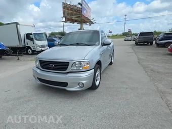 2001 Ford F-150 SVT Lightning Regular Cab Medium Bed - miniatura 1