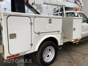 2001 Ford F-550 Regular Cab DRW - miniatura 24