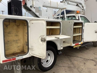 2001 Ford F-550 Regular Cab DRW - miniatura 25