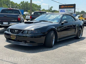 2001 Ford Mustang GT Deluxe Convertible - miniatura 12