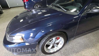 2001 Ford Mustang GT Deluxe Coupe - miniatura 27