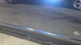 2001 Ford Mustang GT Deluxe Coupe - miniatura 32