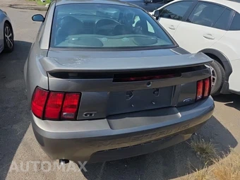 2001 Ford Mustang GT Deluxe Coupe – miniatura 5