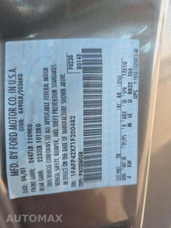 2001 Ford Mustang GT Premium Coupe – miniatura 2