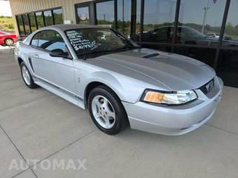 2001 Ford Mustang Premium Coupe – miniatura 4