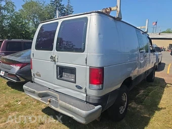 2001 Ford Super Duty E-350 Commercial Cargo Van 138.0" WB - miniatura 4
