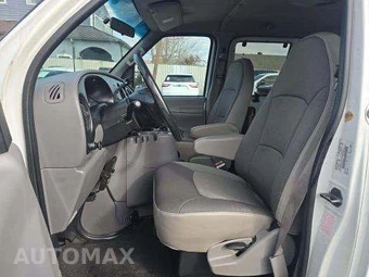 2001 Ford Super Duty E-350 Wagon XL 138.0" WB - miniatura 6