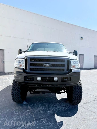 2001 Ford Super Duty F-250 Lariat Crew Cab Medium Bed - miniatura 2